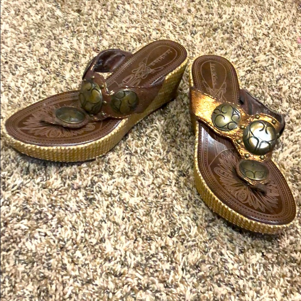 Dressy wedge sandals